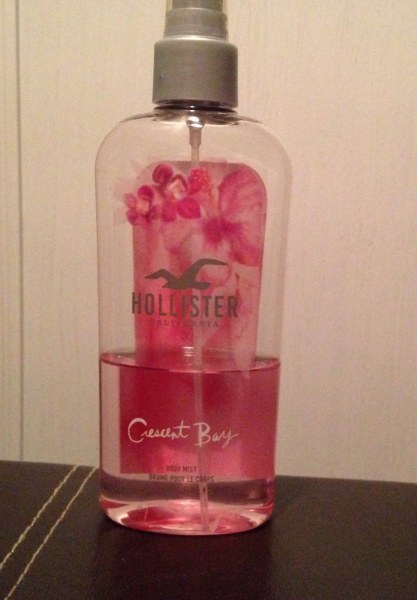 Hollister spray deals crescent bay