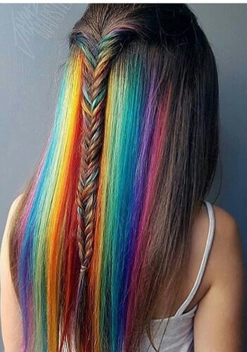 Цветное окрашивание волос в салоне