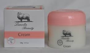 Крем увлажняющий Lanolin Beauty Cream with vitamin E фото