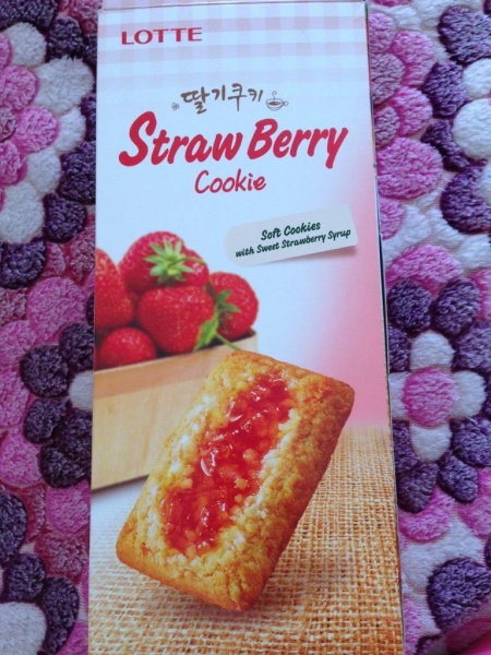 Печенье Lotte StrawBerry Cookie (Клубничное) | отзывы