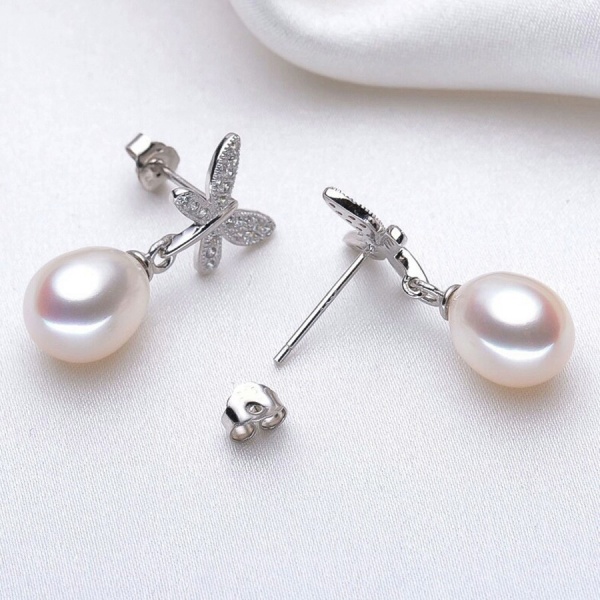 natural pearl earrings