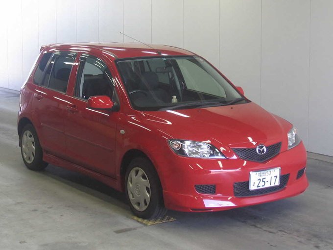 Mazda demio - 2004 фото